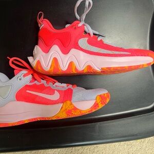 Nike Kids Sneakers in Redish Pink with light blue gray